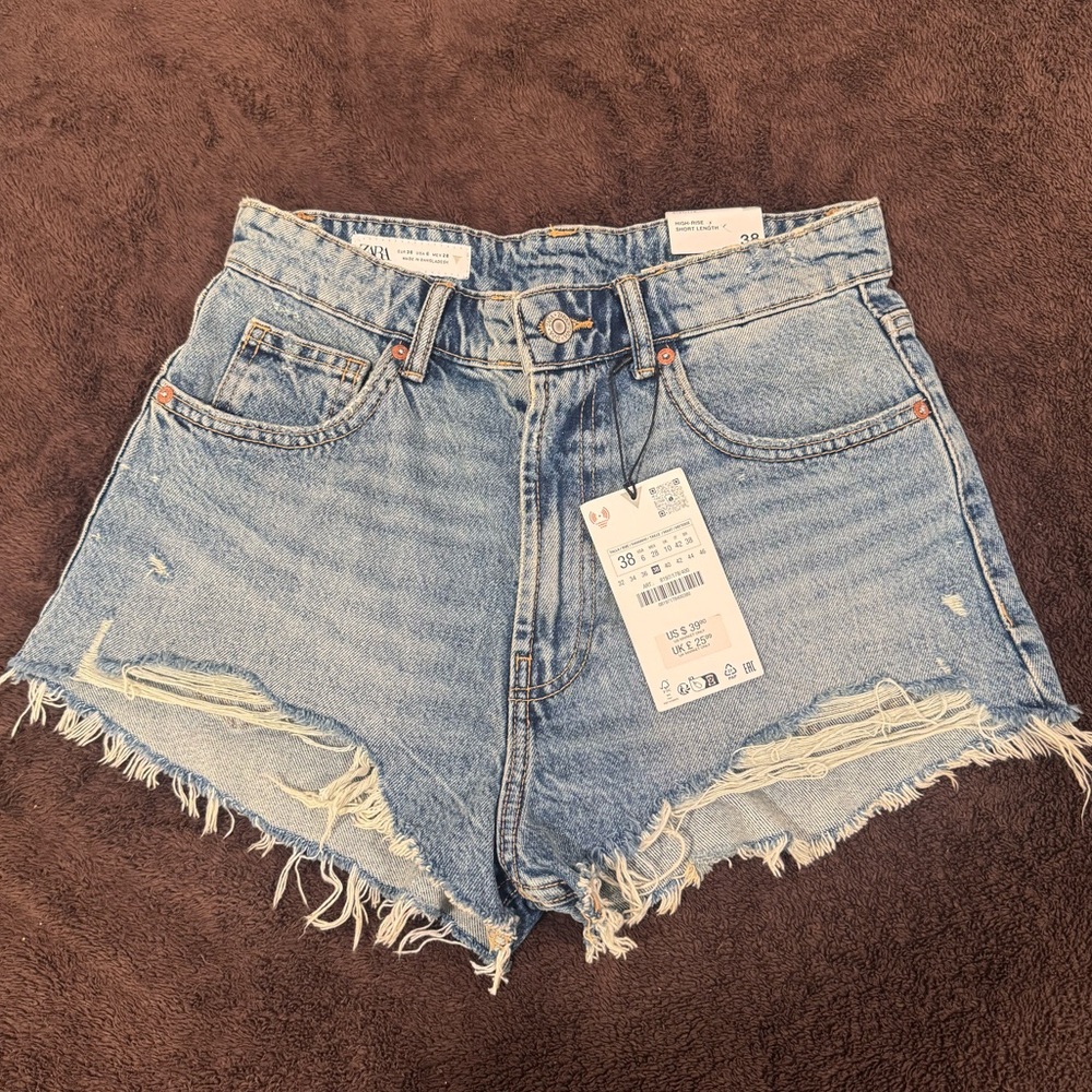 NWT Zara Distressed Blue Denim Jean Shorts